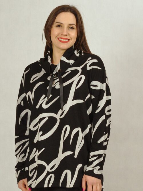 Czarna bluza w szare wzory z wysokim kołnierzem plus size /741/