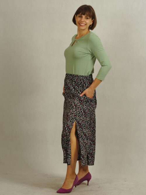 Spódnica midi granatowa w drobną łączkę z wiskozy plus size /787/