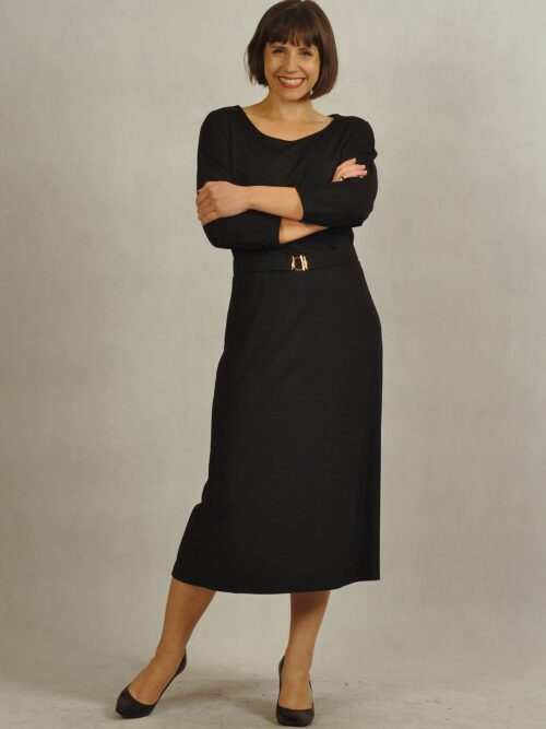 Czarna sukienka z paskiem i rękawem kimono /797/