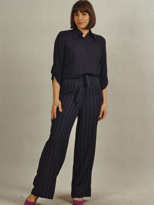 Granatowe spodnie z lnem w białe paski /834/