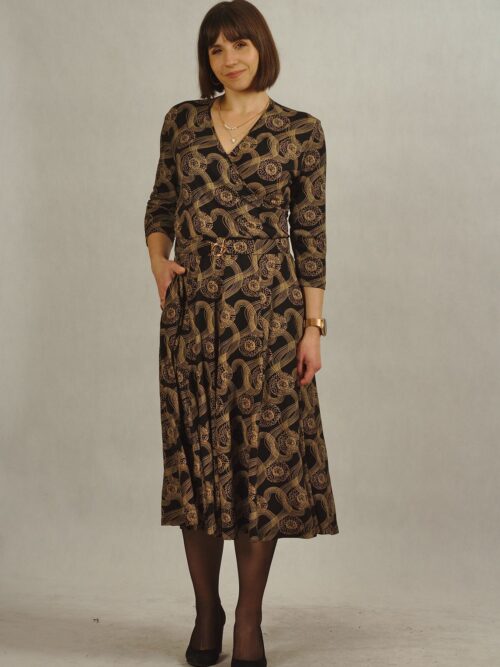 Sukienka z kopertowym dekoltem czarna w złote wzory /757/