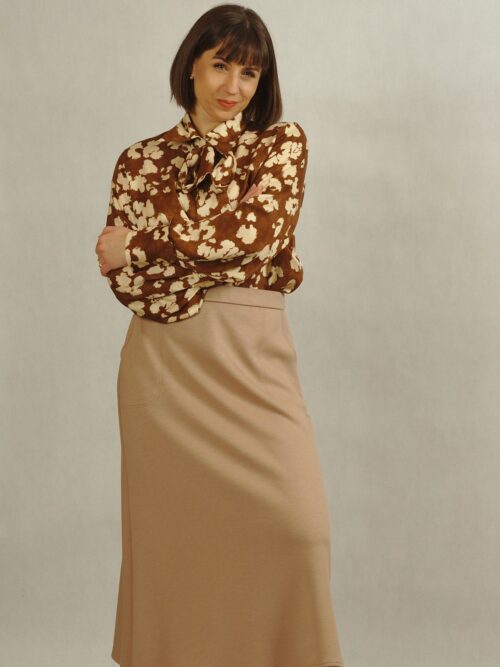 Trapezowa spódnica beżowa na gumce /875/