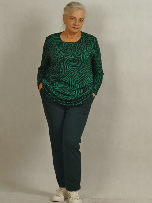 Klasyczne spodnie dzianinowe z kieszeniami w kolorze butelkowej zieleni /665/